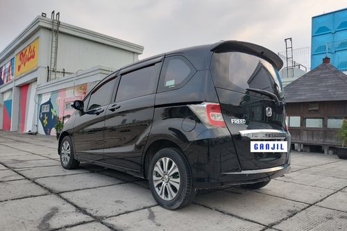 2015 Honda Freed I-VTEC Power Sliding Doors 1.5L AT bekas