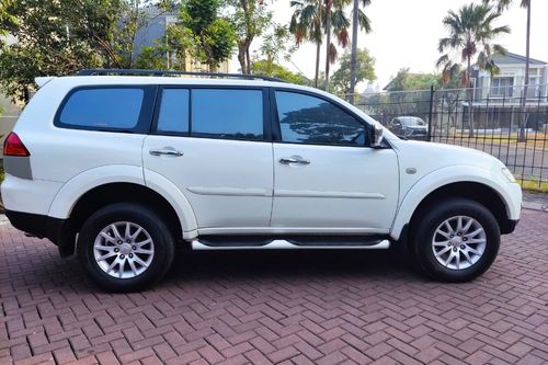 Dijual 2010 Mitsubishi Pajero Sport Exceed AT 4x2 bekas