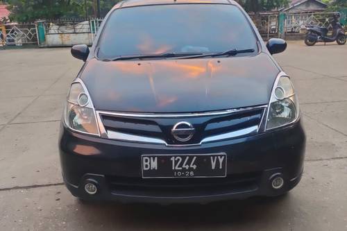 2011 Nissan Grand Livina  1.5 SV MT Bekas