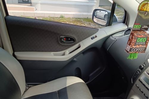 Dijual 2012 Toyota Yaris E MT bekas