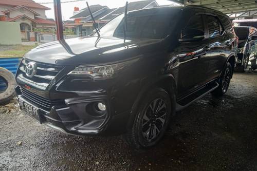 2016 Toyota Fortuner 2.4 VRZ AT bekas