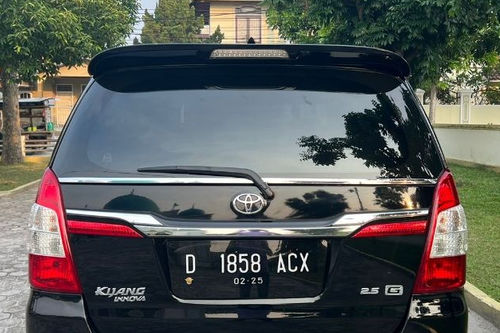 2015 Toyota Kijang Innova 2.5 G MT DIESEL
