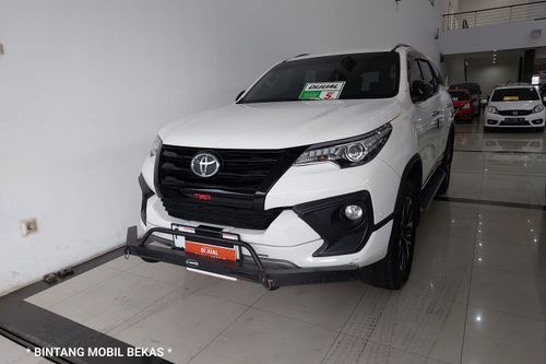 2018 Toyota Fortuner VRZ 4X2 TRD 2.4L AT