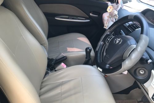 Beli mobil bekas