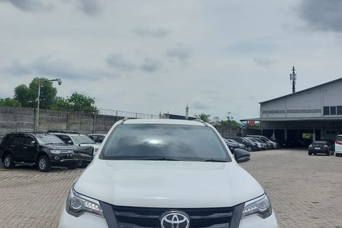 Second hand 2018 Toyota Fortuner 4X2 2.5L MT 