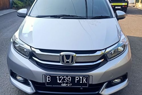 Beli mobil bekas