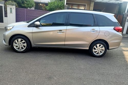 Beli mobil bekas