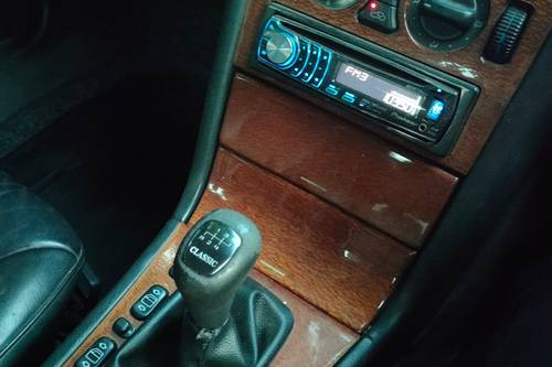 Dijual 1997 Mercedes Benz E-Class E230 bekas