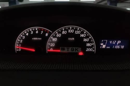 2013 Toyota Yaris E AT tua