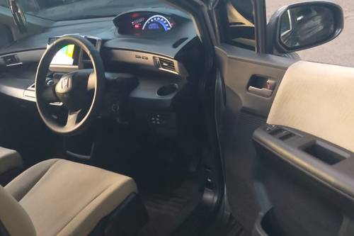 Beli mobil bekas