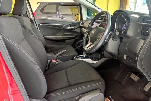 2016 Honda Jazz RS CVT bekas