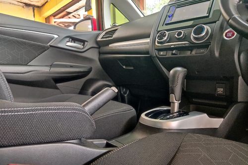 2016 Honda Jazz RS CVT bekas