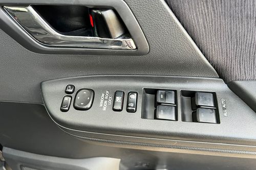 Used 2009 Toyota Vellfire 2.4 ZA AT