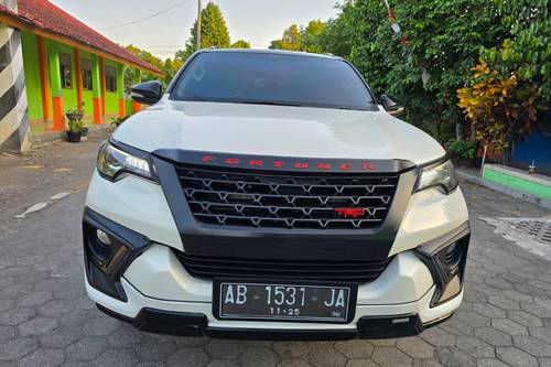 2016 Toyota Fortuner  VRZ 2.4 AT TRD bekas