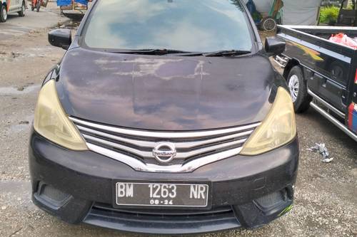 2014 Nissan Grand Livina 1.5 SV MT bekas