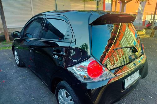2nd Hand 2015 Honda Brio 1.2 E MT