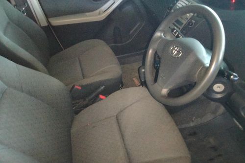 Beli mobil bekas
