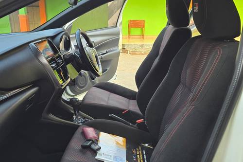 2022 Toyota Yaris 1.5 S CVT GR Sport 7 AB tua