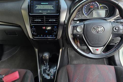 2022 Toyota Yaris 1.5 S CVT GR Sport 7 AB tua