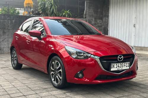 2016 Mazda 2  R SKYACTIV AT bekas