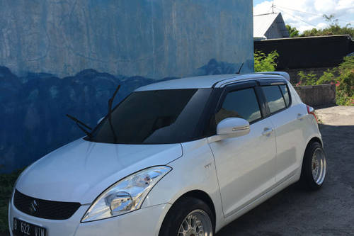 2012 Suzuki Swift  SWIFT M/T bekas