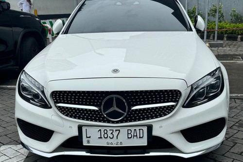 2018 Mercedes Benz C-Class Sedan C 300 AMG Line bekas