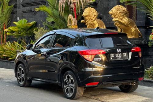 Second hand 2015 Honda HRV 1.8 Prestige 