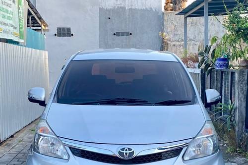 2013 Toyota Avanza Veloz  1.5 AT bekas