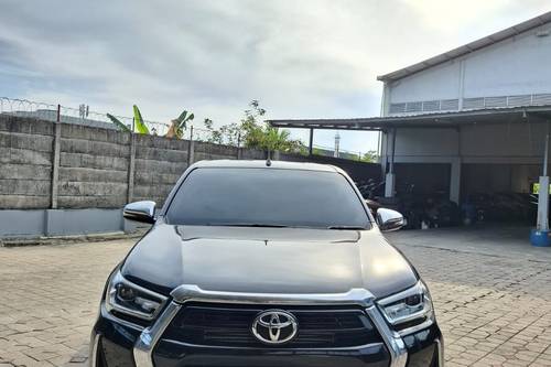 2023 Toyota Hilux Double Cabin V 2.5L MT bekas