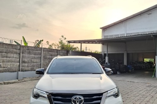 Used 2020 Toyota Fortuner VRZ 4X2 TRD 2.4L AT