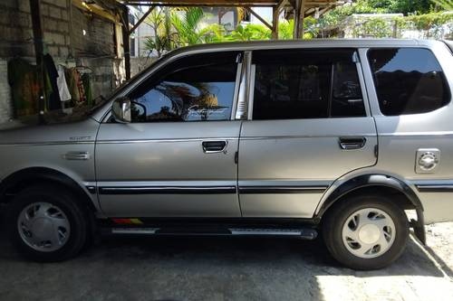 2000 Toyota Kijang  1.8L LGX bekas