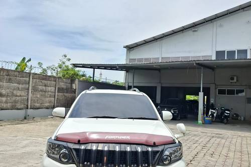 2012 Toyota Fortuner 4X2 G MT DIESEL bekas