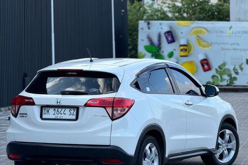 Second hand 2016 Honda HRV 1.5 E 