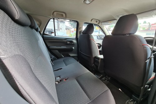 2023 Daihatsu Rocky 1.0 R MT bekas