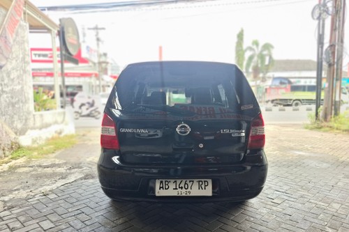 Dijual 2013 Nissan Grand Livina XV Ultimate 1.5 AT bekas