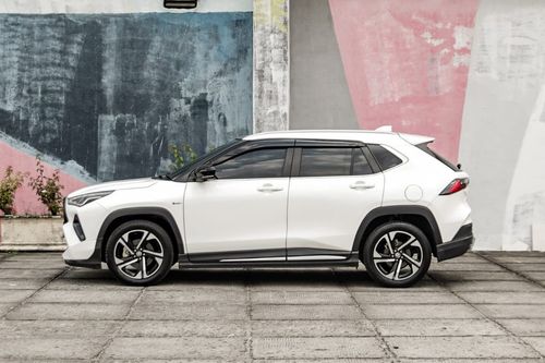 Second hand 2023 Toyota Yaris Cross 1.5 S GR Hybrid EV CVT TSS 