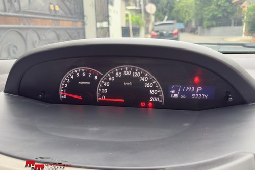 Dijual 2013 Toyota Yaris E 1.5L AT bekas