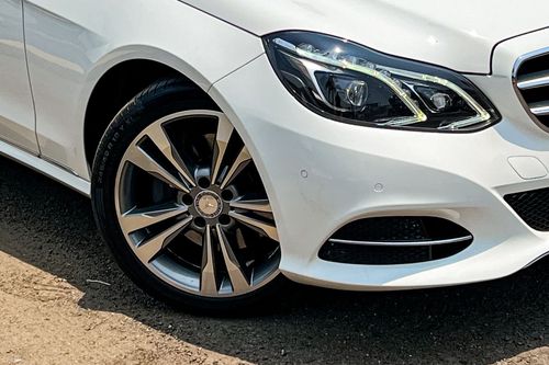 2014 Mercedes Benz E-Class E 250 AT (CKD) bekas