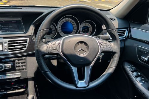 2014 Mercedes Benz E-Class E 250 AT (CKD) bekas