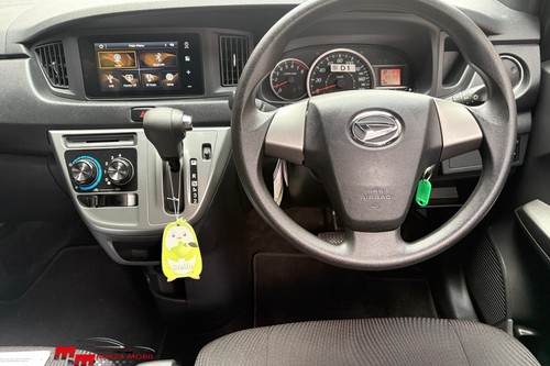 2023 Daihatsu Sigra 1.2 R AT bekas