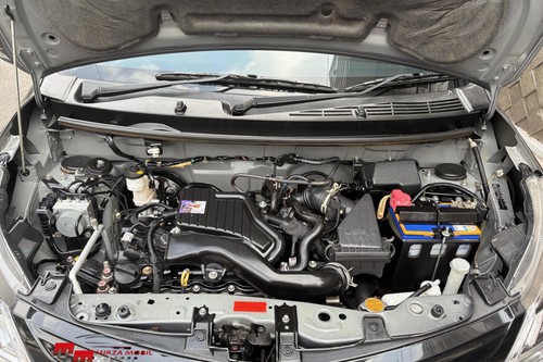 Dijual 2023 Daihatsu Sigra 1.2 R AT bekas