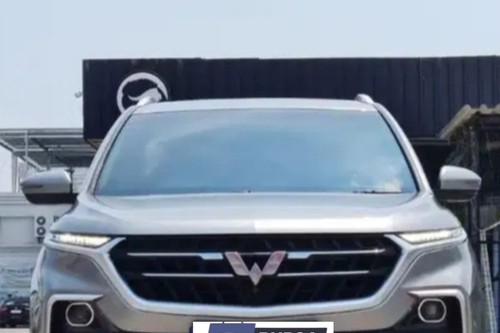2019 Wuling Almaz Exclusive 5-Seater bekas