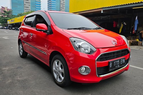 2016 Daihatsu Ayla  X AT bekas