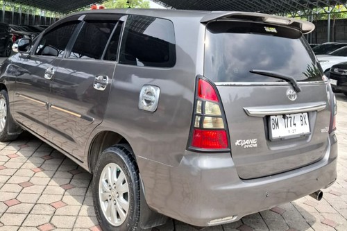 Dijual 2012 Toyota Innova BENSIN G 2.0 MT bekas