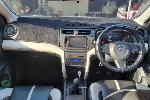 Beli mobil bekas