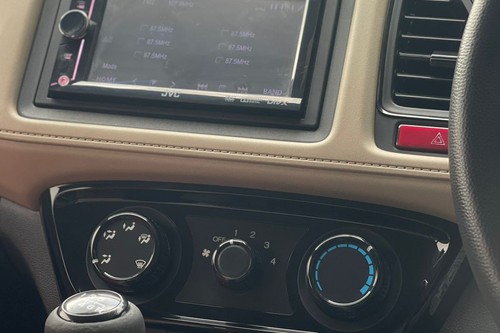 Dijual 2016 Honda HRV 1.5L S MT bekas