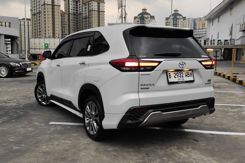Dijual 2024 Toyota Kijang Innova Zenix Hybrid EV 2.0L Q HV CVT TSS Modellista bekas