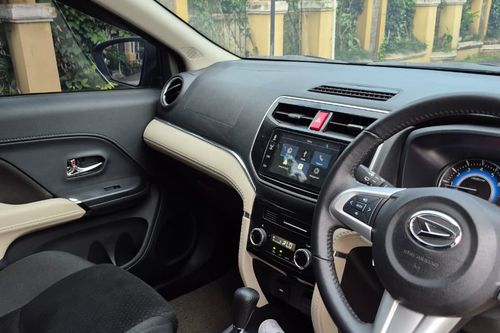 2023 Daihatsu Terios R A/T bekas