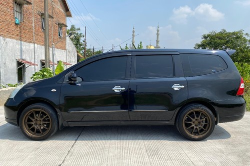 2011 Nissan Grand Livina 1.5 XV MT tua