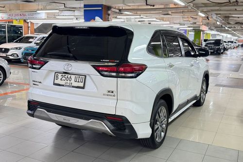 Dijual 2023 Toyota Kijang Innova Zenix Hybrid EV 2.0L Q HV CVT TSS bekas